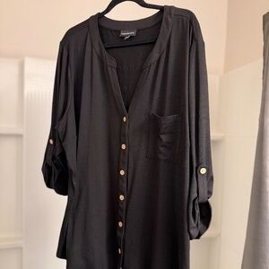 Fortune + Ivy Top with Wooden Buttons